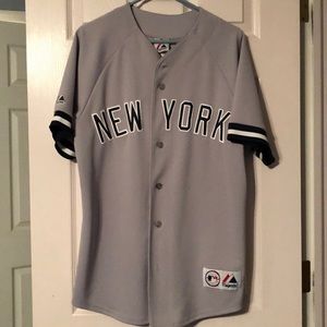 Men’s NY Yankees jersey